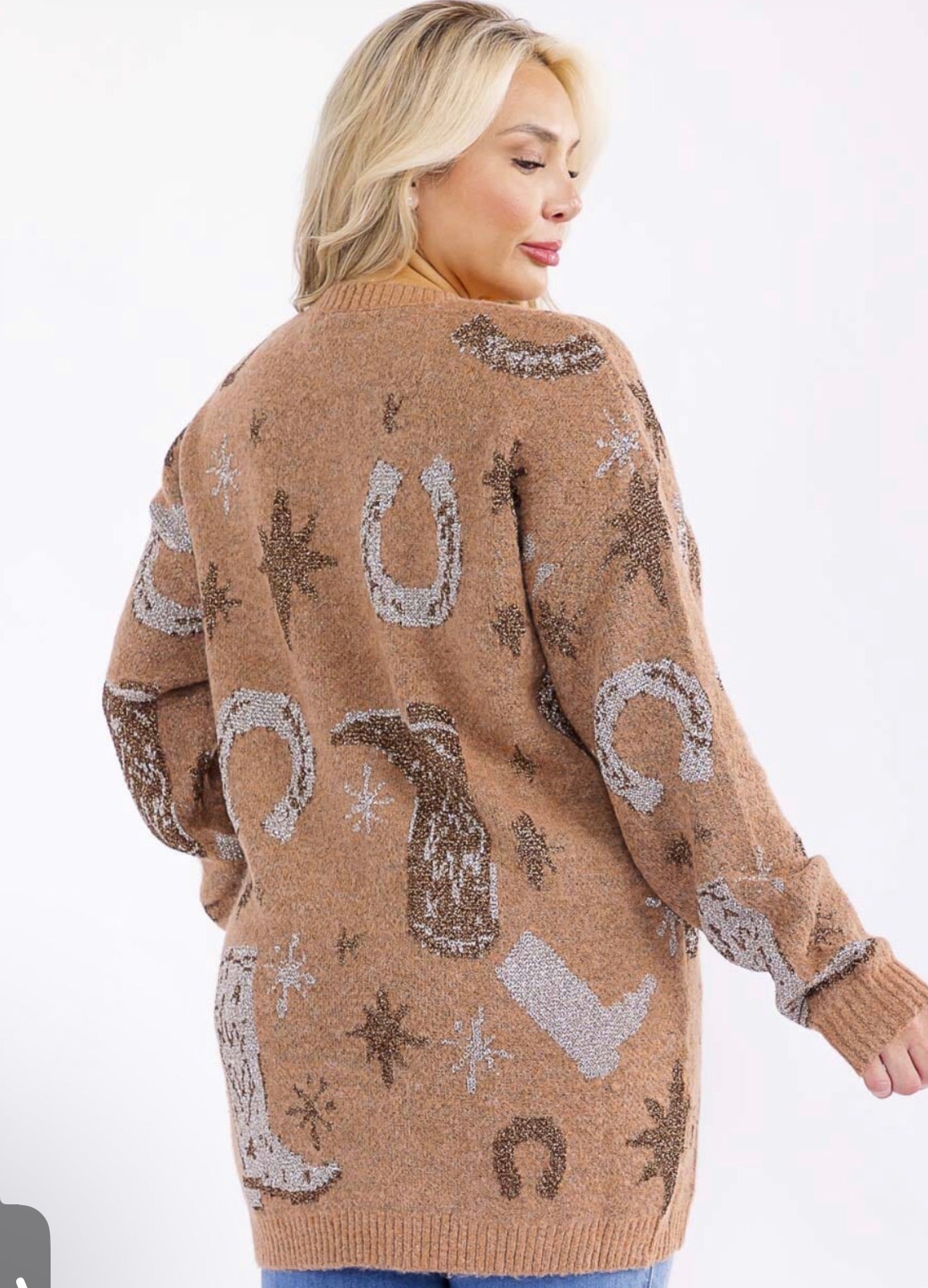 Entro Western Horseshoe & Boot Graphic Oversized Sweater | Plus Size Long Sleeve Pullover