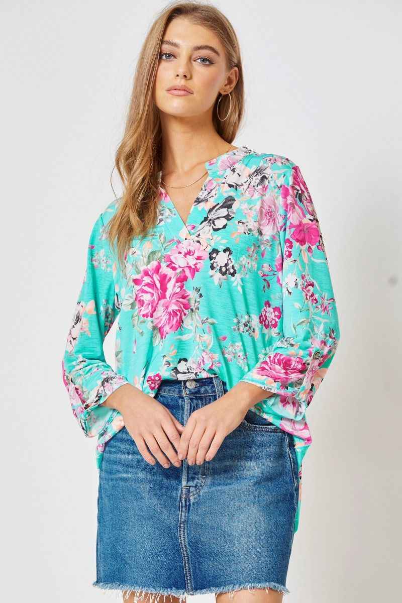 Dear Scarlett Lizzy Split-Neck Top – Wrinkle-Free