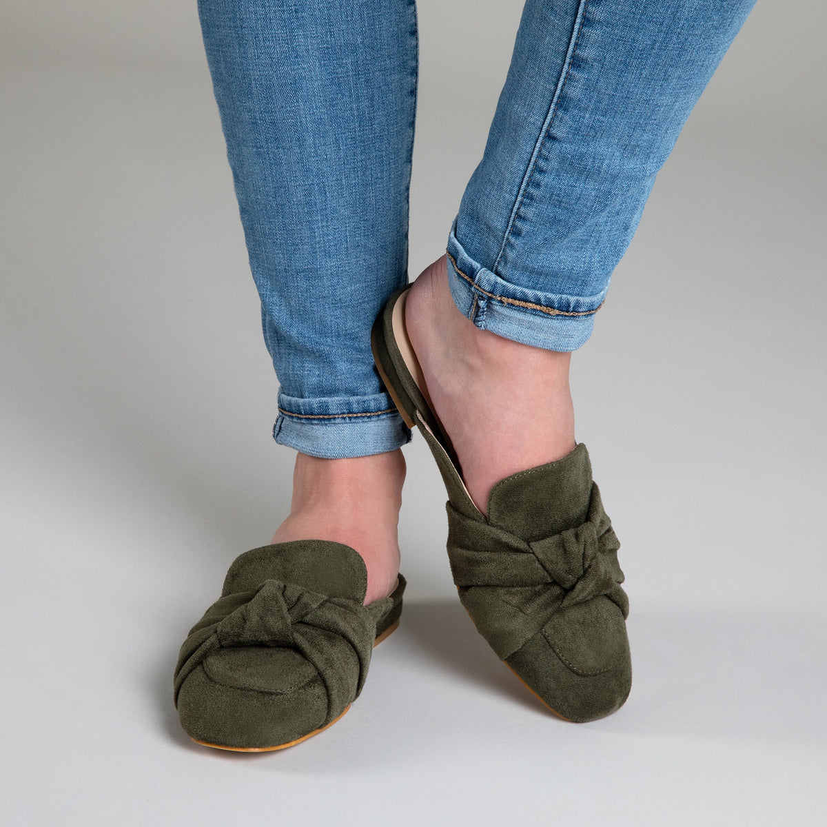 Women Knotted Faux Suede Slip On Shoes With Comfortable Memory Foam