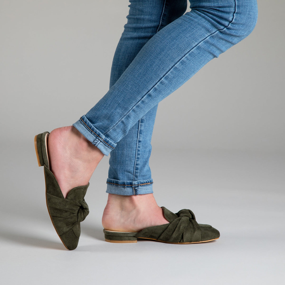 Women Knotted Faux Suede Slip On Shoes With Comfortable Memory Foam