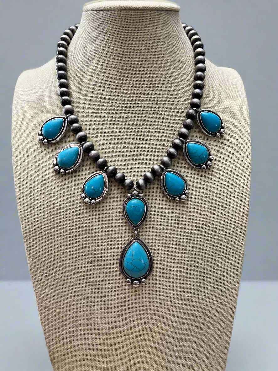 Western Teardrop Faux Turquoise And Sterling Pearl Necklace 16 Inch
