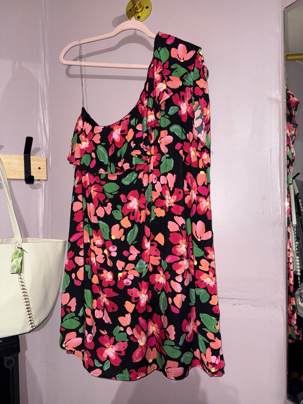 Emily Wonder black floral one-shoulder ruffle dress in size 1X