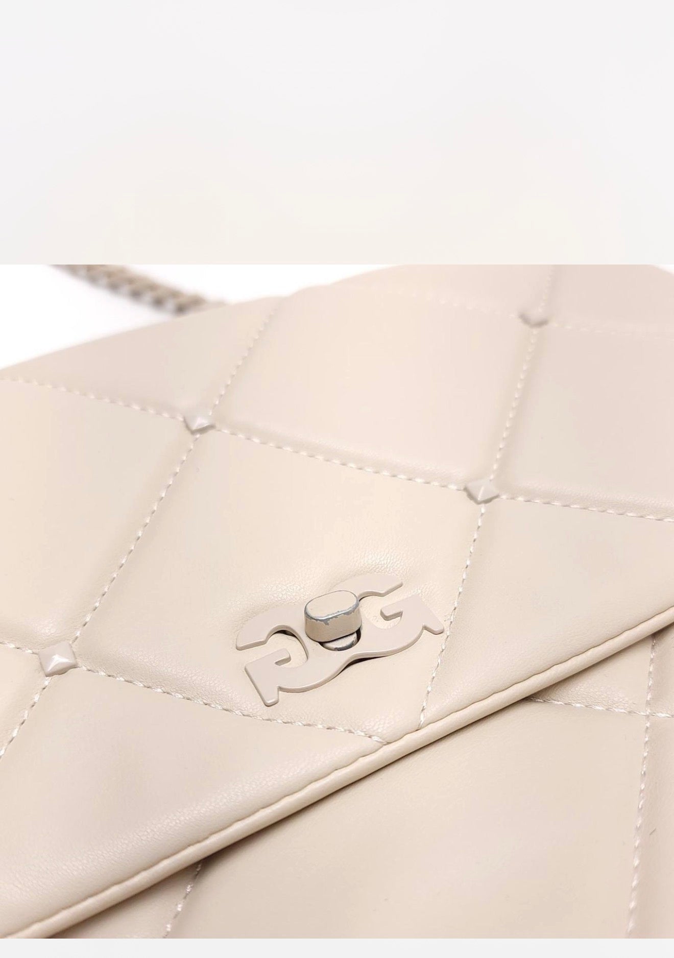 Gilda Paris bone crossbody logo clasp detail