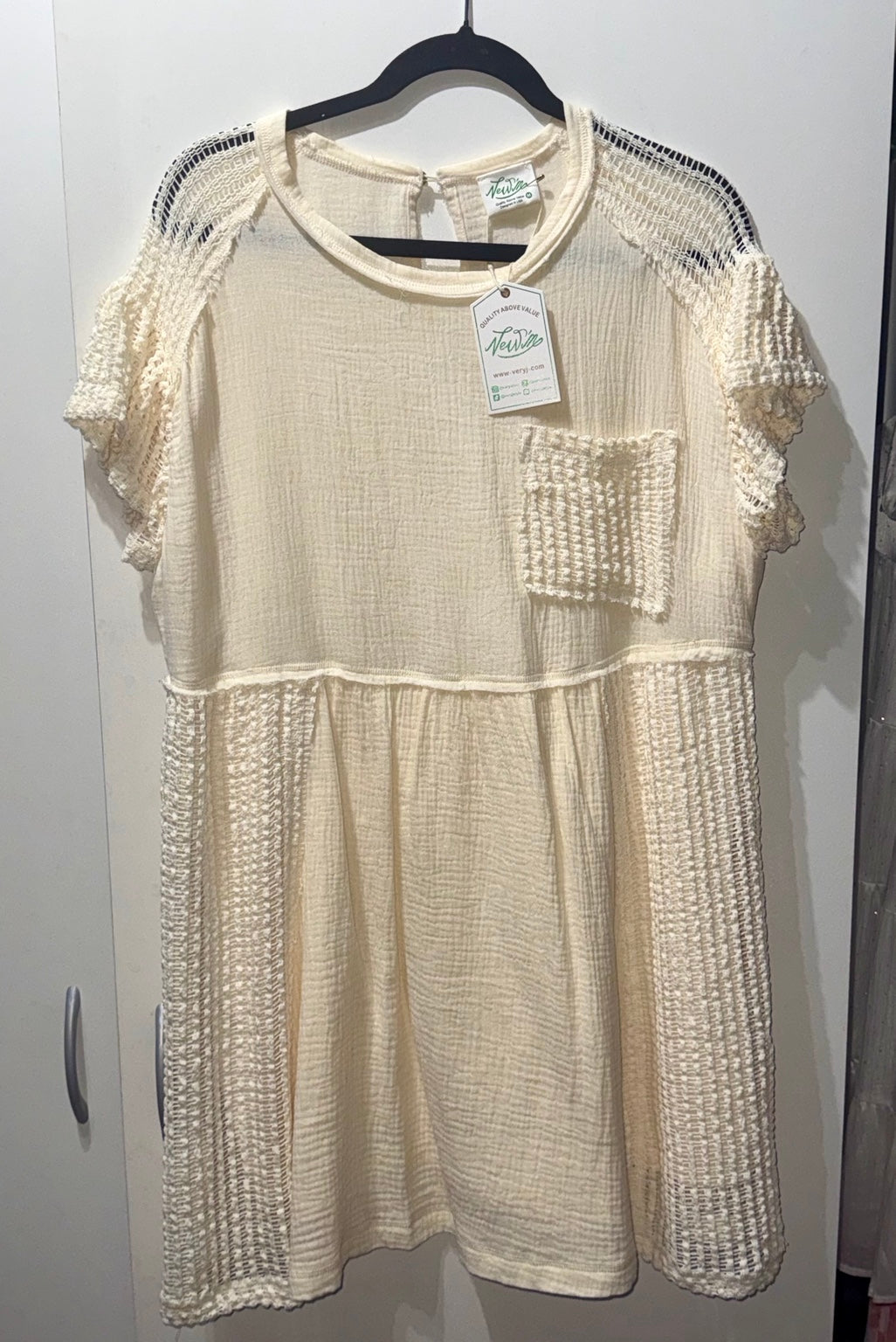Very J ivory textured gauze crochet-panel dress front