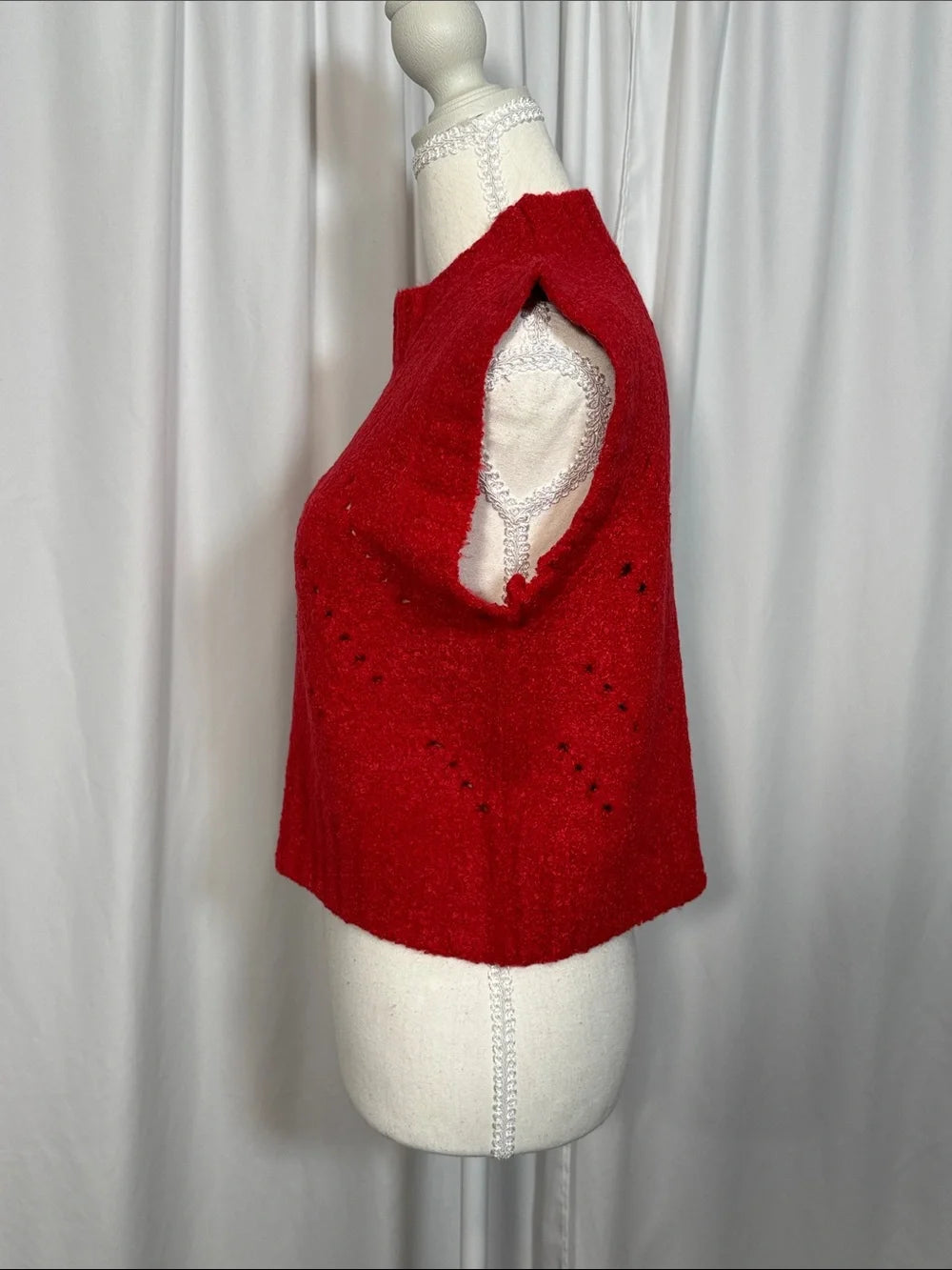 Zenana red textured wool-blend sweater vest side